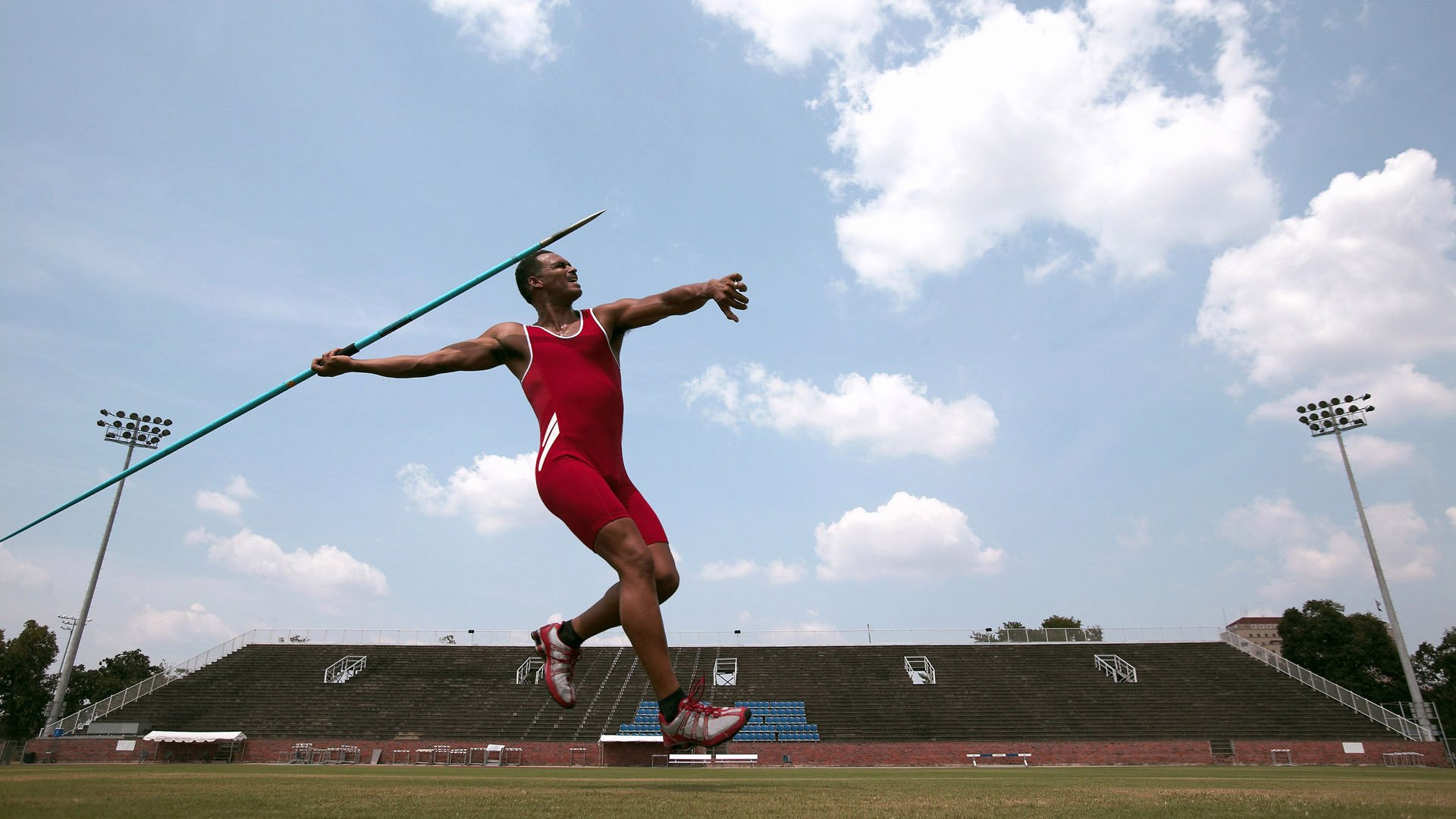 职业联赛外援管理档案缺乏系统维护