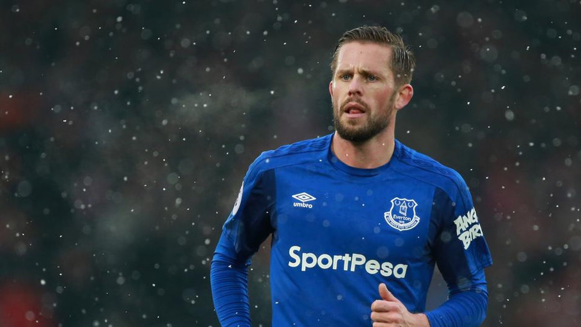 英超激烈角逐：焦点战无死角！，英超战术分析